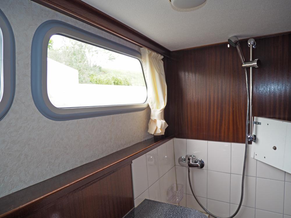 Cabine arri&egrave;re, H&eacute;bergements